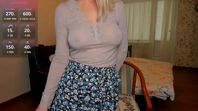 Snapshot of Anastasiagate chatting on 02-12-25, 10:14 Anastasiagate online show from 02-12-25, 10:14