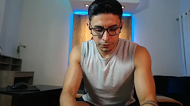 Andrew 4  online show from 12-12-24, 07:08