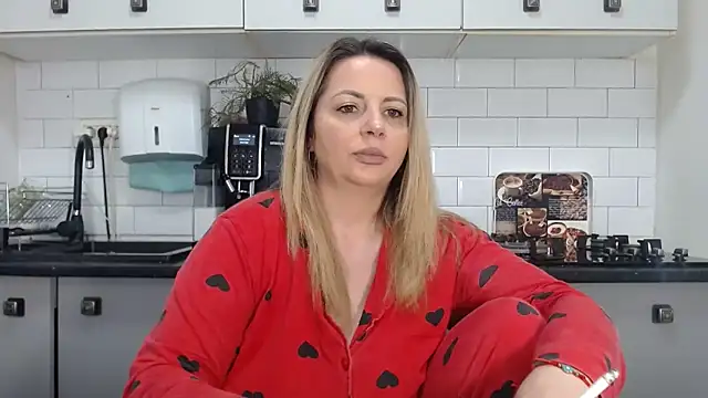 erikaerika online show from 03-16-25, 09:38