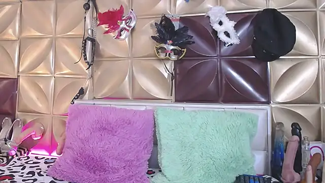 VIKY HOTT online show from 02-08-25, 11:24