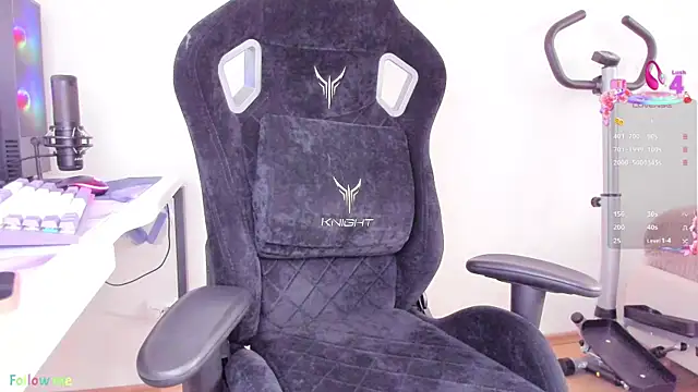 SkyqueenI online show from 09-17-25, 08:16