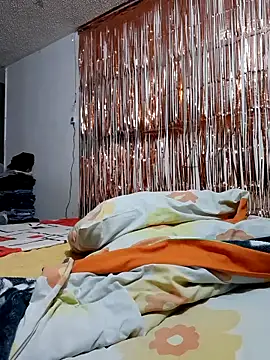 Snapshot of LUNAdeMARTE chatting on 02-14-26, 01:57 LUNAdeMARTE online show from 02-14-26, 01:57