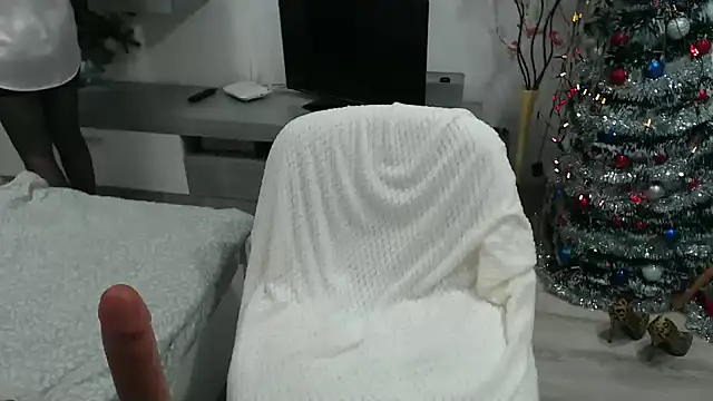 JullieMilf online show from 12-28-24, 05:03