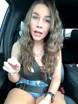 Snapshot of MaggyMayI chatting on 12-02-25, 04:57 MaggyMayI online show from 12-02-25, 04:57