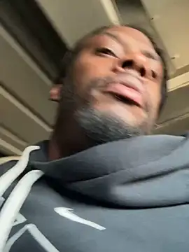 Snapshot of blue5455 chatting on 03-04-25, 07:43 blue5455 online show from 03-04-25, 07:43