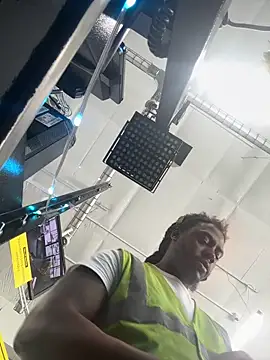 Snapshot of blue5455 chatting on 09-10-25, 05:35 blue5455 online show from 09-10-25, 05:35