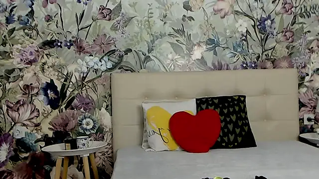 RoseDiamond06 online show from 03-10-25, 04:46