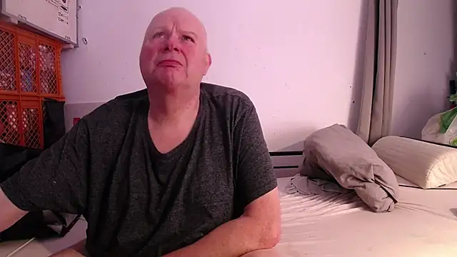 Vandrino online show from 10-18-25, 06:52