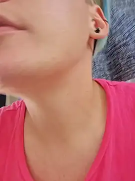 Snapshot of PinkTheHawk chatting on 12-14-24, 11:01 PinkTheHawk online show from 12-14-24, 11:01