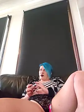 PinkTheHawk online show from 04-15-26, 11:05