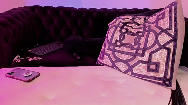 NatashaxoBangs online show from 03-15-25, 05:37