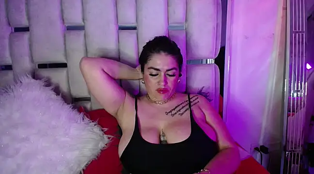 chelaqueen  online show from 03-14-25, 02:20