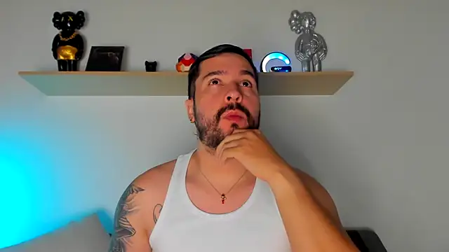 camilo restrepo21 online show from 02-18-25, 11:52