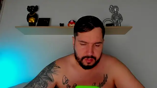 camilo restrepo21 online show from 03-04-25, 11:32