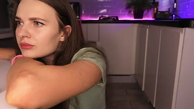 Snapshot of YOUR_SWEET_DREAM chatting on 02-28-25, 03:26 YOUR SWEET DREAM online show from 02-28-25, 03:26