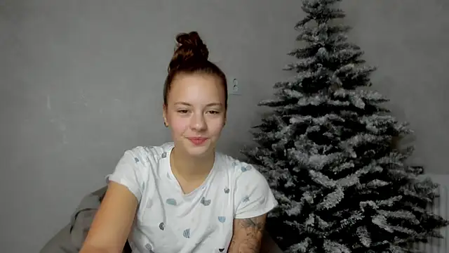 Snapshot of why_again_me chatting on 12-13-24, 06:59 why again me online show from 12-13-24, 06:59