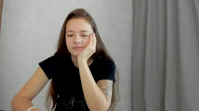 Snapshot of why_again_me chatting on 01-18-25, 10:39 why again me online show from 01-18-25, 10:39