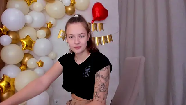 Snapshot of why_again_me chatting on 01-20-25, 05:48 why again me online show from 01-20-25, 05:48