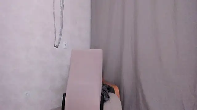 Snapshot of why_again_me chatting on 02-09-25, 04:40 why again me online show from 02-09-25, 04:40