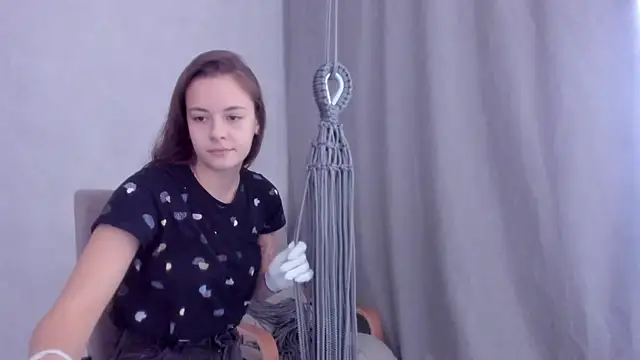 Snapshot of why_again_me chatting on 02-14-25, 10:59 why again me online show from 02-14-25, 10:59