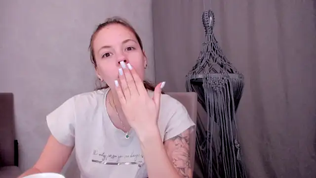 Snapshot of why_again_me chatting on 02-24-25, 05:09 why again me online show from 02-24-25, 05:09