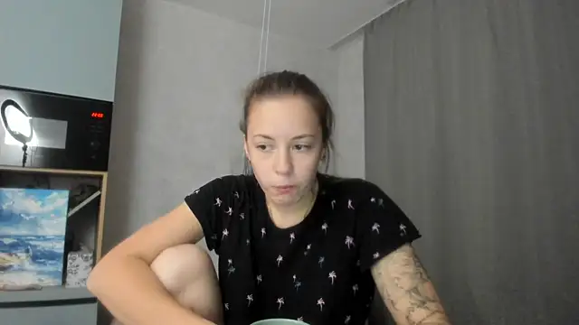 Snapshot of why_again_me chatting on 11-09-25, 07:01 why again me online show from 11-09-25, 07:01