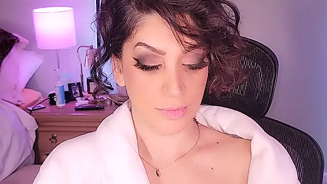 Wonderful Woman online show from 03-15-25, 04:57