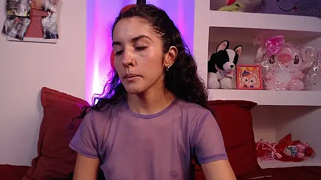 Snapshot of lailypink chatting on 03-04-25, 03:44 lailypink online show from 03-04-25, 03:44