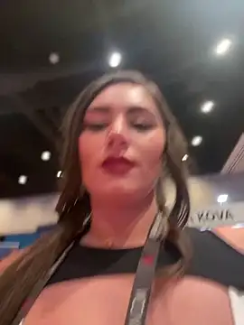 lovely beast online show from 01-23-25, 02:12