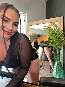 lovely beast online show from 03-19-25, 04:45