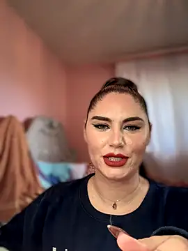 lovely beast online show from 11-19-25, 06:08