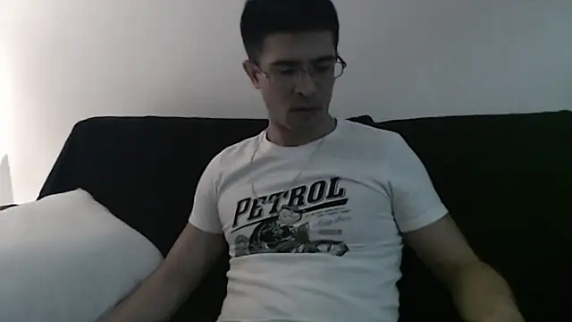 Snapshot of SebastianReiss chatting on 02-21-25, 08:16 SebastianReiss online show from 02-21-25, 08:16