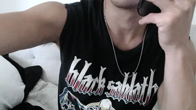 Snapshot of SebastianReiss chatting on 02-26-25, 06:15 SebastianReiss online show from 02-26-25, 06:15