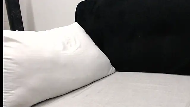 Snapshot of SebastianReiss chatting on 03-20-25, 11:27 SebastianReiss online show from 03-20-25, 11:27