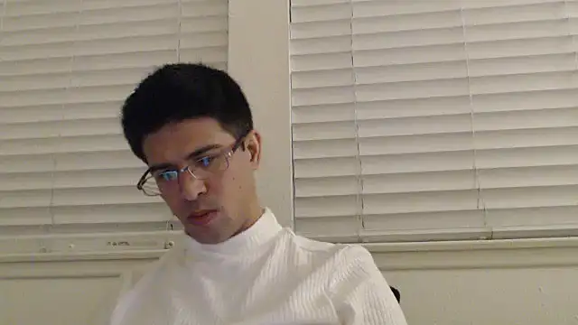 Snapshot of SebastianReiss chatting on 02-12-26, 03:12 SebastianReiss online show from 02-12-26, 03:12