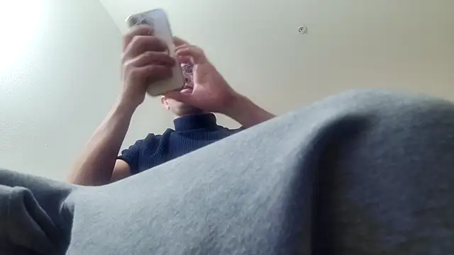 Snapshot of SebastianReiss chatting on 03-01-26, 04:58 SebastianReiss online show from 03-01-26, 04:58