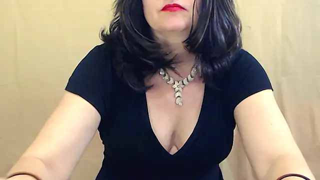 Snapshot of Fun4tipz chatting on 02-26-25, 04:14 Fun4tipz online show from 02-26-25, 04:14