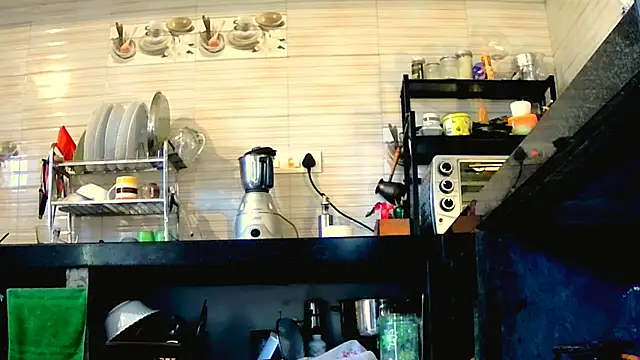 Fun4tipz online show from 11-25-25, 04:23