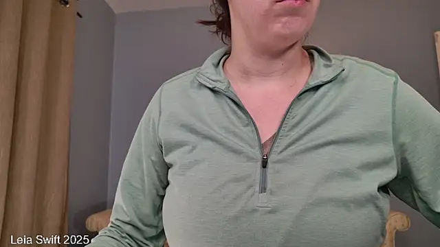 LeiaSwift online show from 02-13-25, 01:26