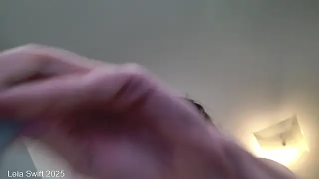 LeiaSwift online show from 03-08-25, 09:29