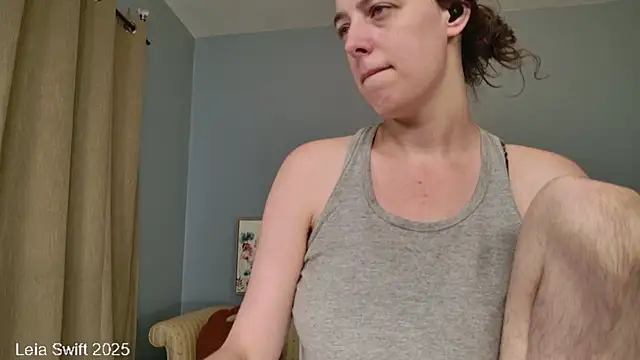 LeiaSwift online show from 10-05-25, 09:07