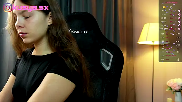 Snapshot of KusyaSex chatting on 03-22-25, 05:41 KusyaSex online show from 03-22-25, 05:41