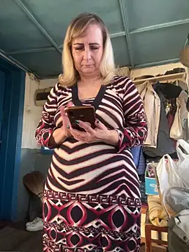 Irina2909xh online show from 03-08-25, 02:08