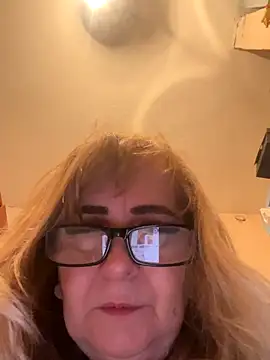 Irina2909xh online show from 09-28-25, 02:39