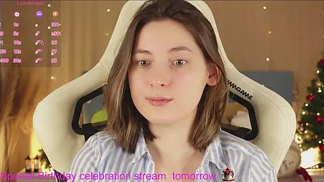 Snapshot of BeckyMartens chatting on 01-11-25, 12:01 BeckyMartens online show from 01-11-25, 12:01