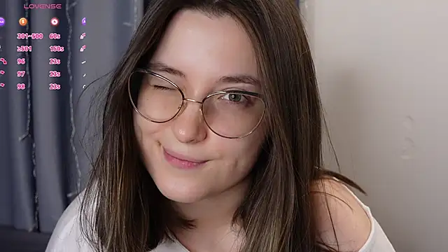 Snapshot of BeckyMartens chatting on 09-12-25, 02:22 BeckyMartens online show from 09-12-25, 02:22