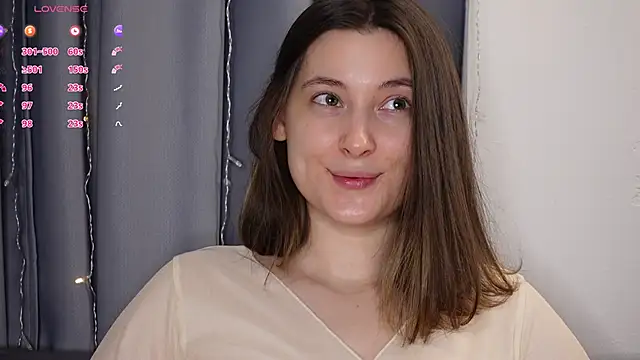 Snapshot of BeckyMartens chatting on 10-01-25, 01:11 BeckyMartens online show from 10-01-25, 01:11