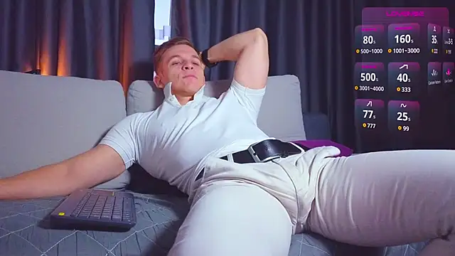 S3Xyes online show from 12-17-25, 02:01