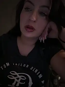 Snapshot of itsCassie chatting on 03-16-25, 09:37 itsCassie online show from 03-16-25, 09:37