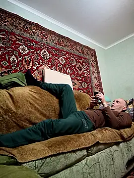 Snapshot of Sam_Colt chatting on 12-16-25, 05:29 Sam Colt online show from 12-16-25, 05:29